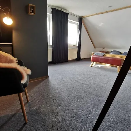 Waldrausch Freistehend, Incl Sauna - An Der Rehwiese 1 Re01 *